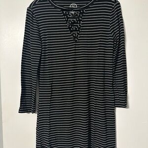 Maurices Black and White Striped 3/4 Sleeve Tunic Top